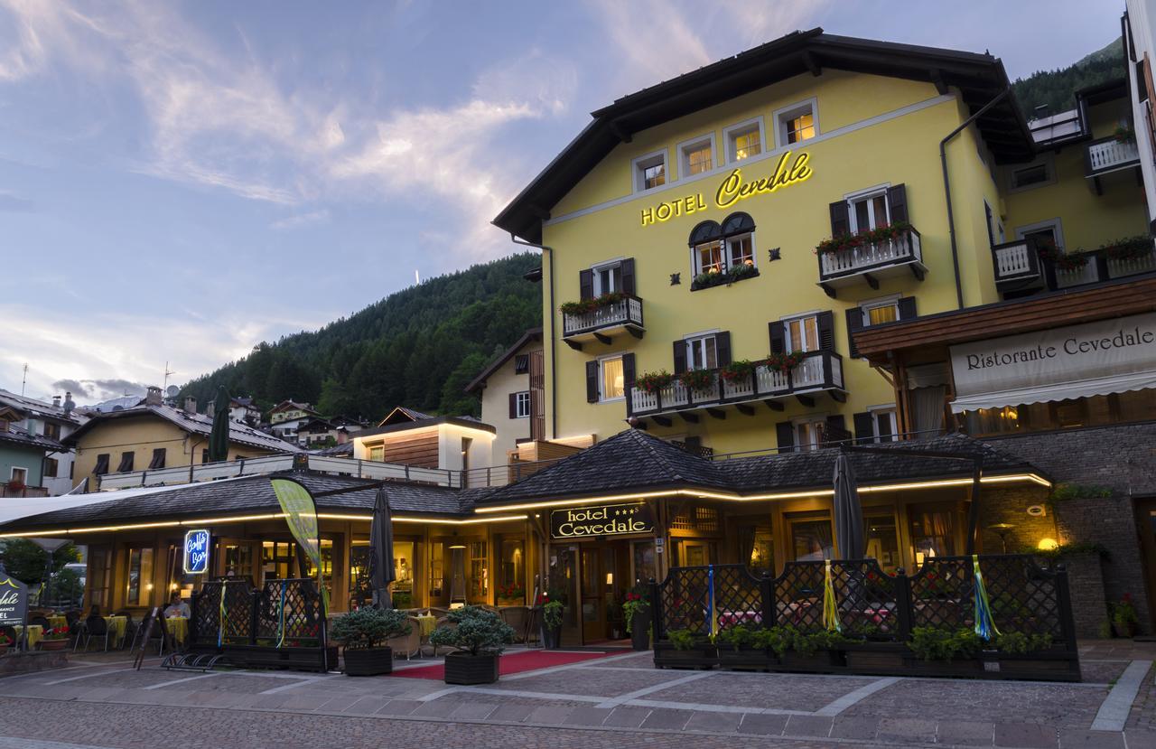 Hotel Cevedale Living Romance Hotel Cogolo Exterior photo